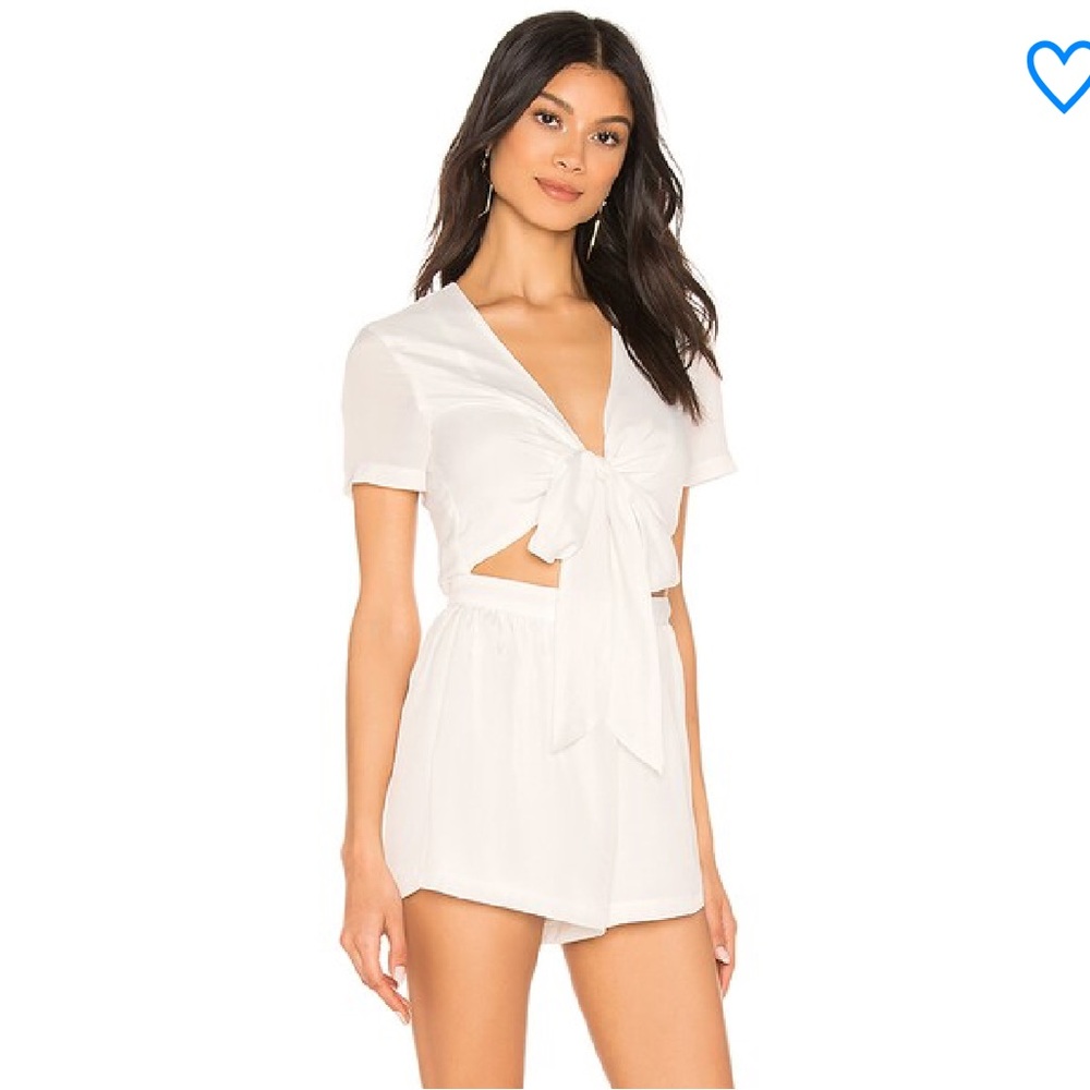 Superdown | Joya Tie Front Romper Size Medium